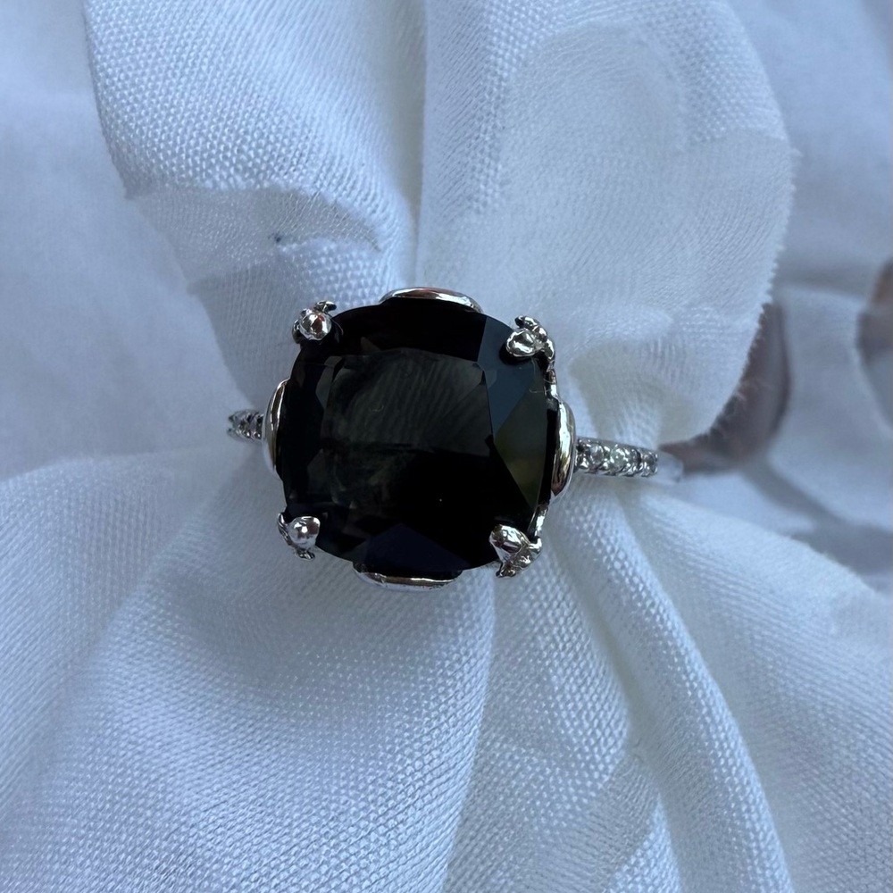 Fragrant jewels sterling Silver and Black Gemstone Ring. Collectors/retired 8